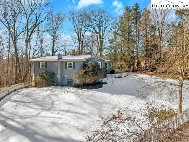 $575,000 | 315 East Ridge Drive, Boone, NC 28607