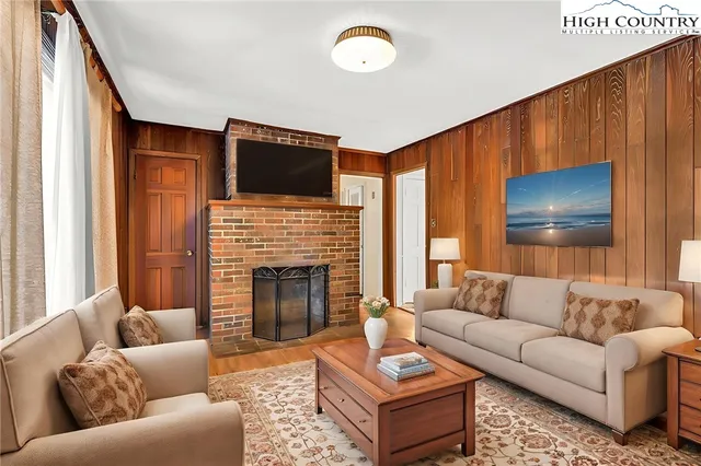 $575,000 | 315 East Ridge Drive, Boone, NC 28607