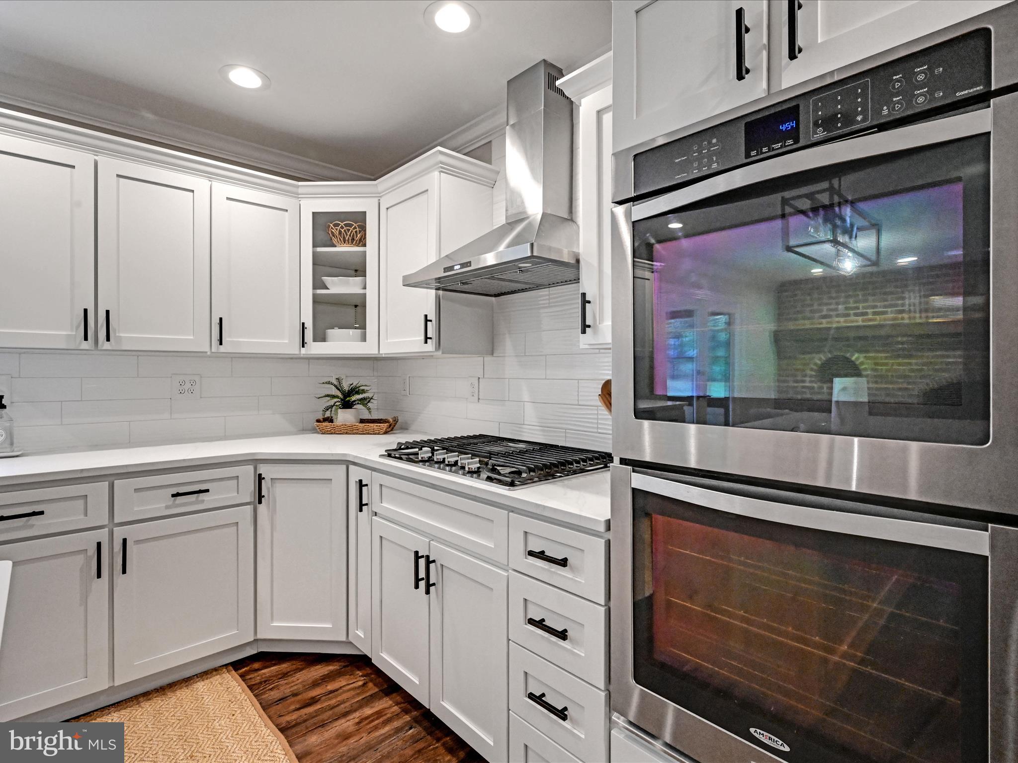 301 Sarsen Drive Lititz, PA 17543 - Photo 19 of 64 Kitchen