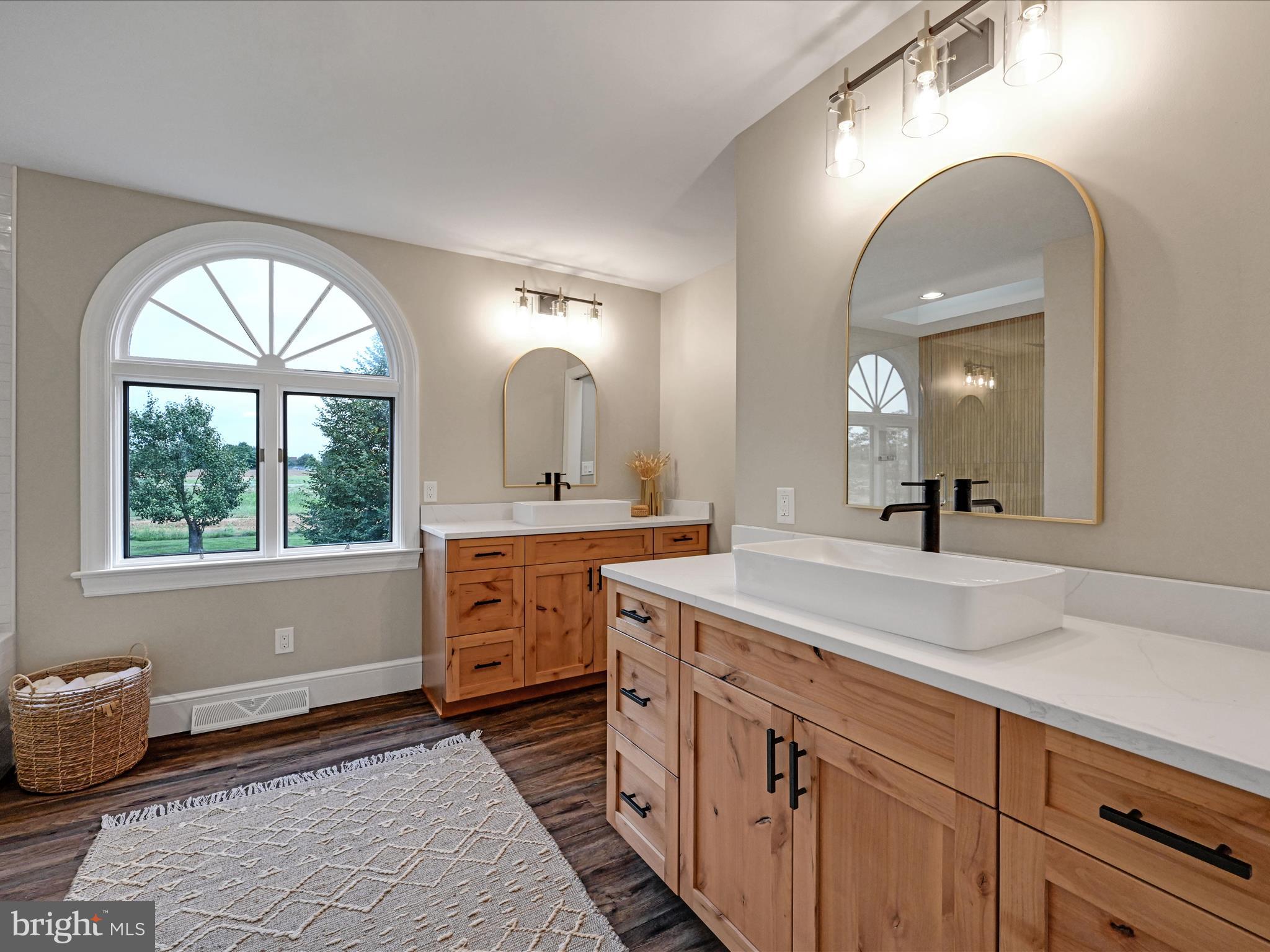 301 Sarsen Drive Lititz, PA 17543 - Photo 41 of 64 Primary Bathroom