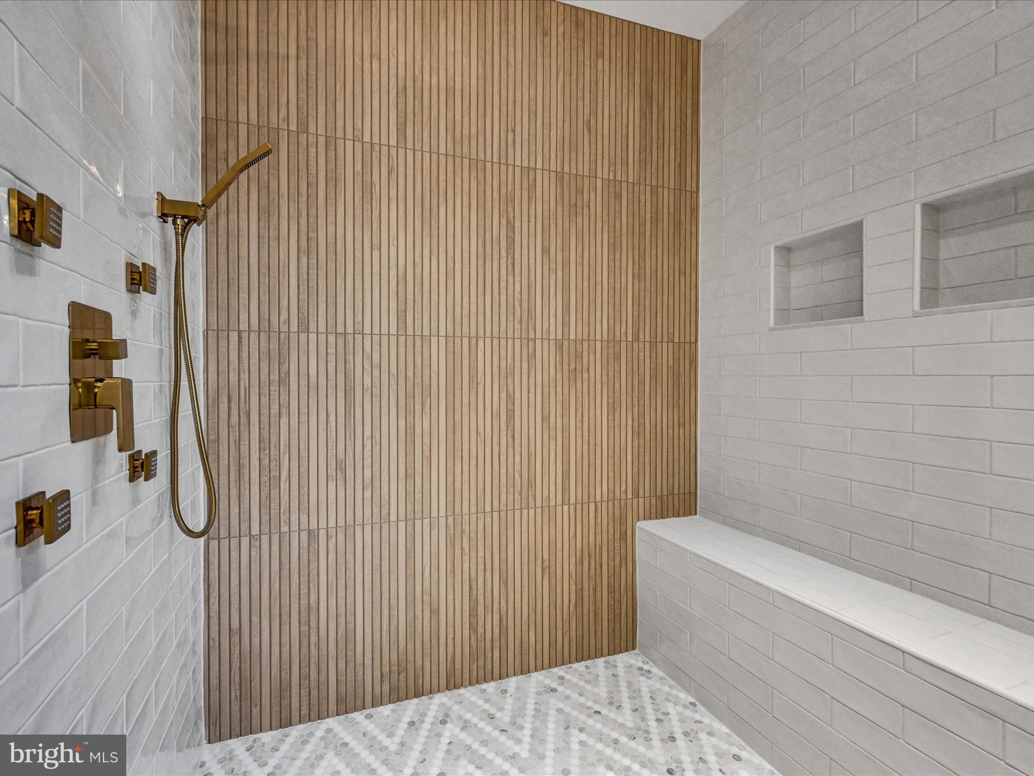 301 Sarsen Drive Lititz, PA 17543 - Photo 42 of 64 Primary Bathroom