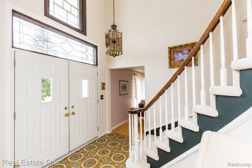 2420 Kimberly Fair Street Rochester Hills, MI 48309 - Photo 13 of 28