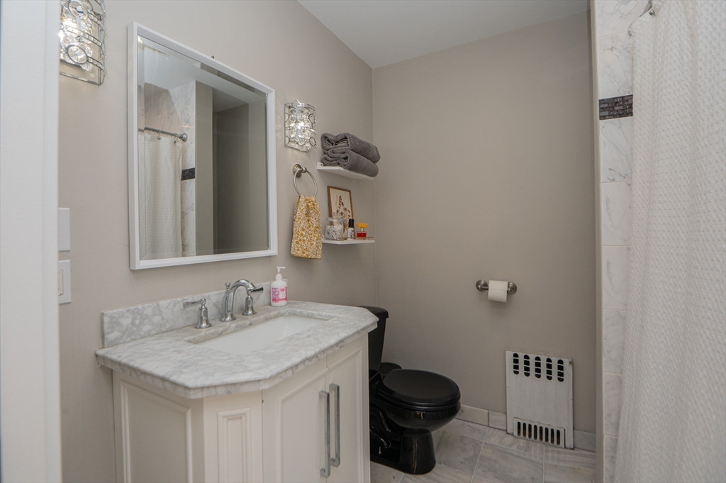 380 Pleasant Street Winthrop, MA 02152 - Photo 31 of 40