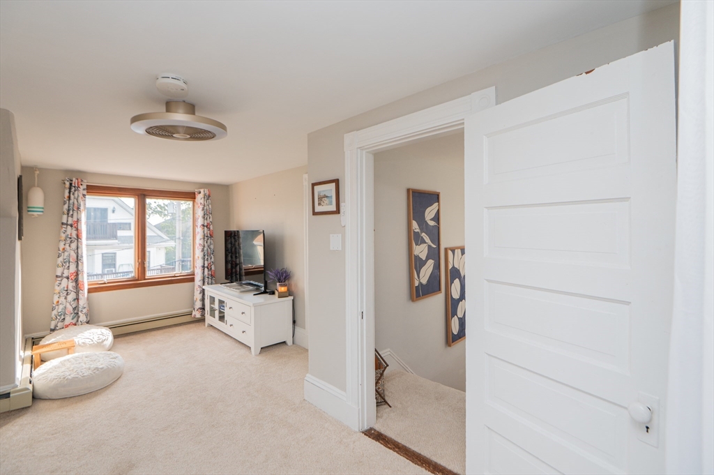 380 Pleasant Street Winthrop, MA 02152 - Photo 33 of 40