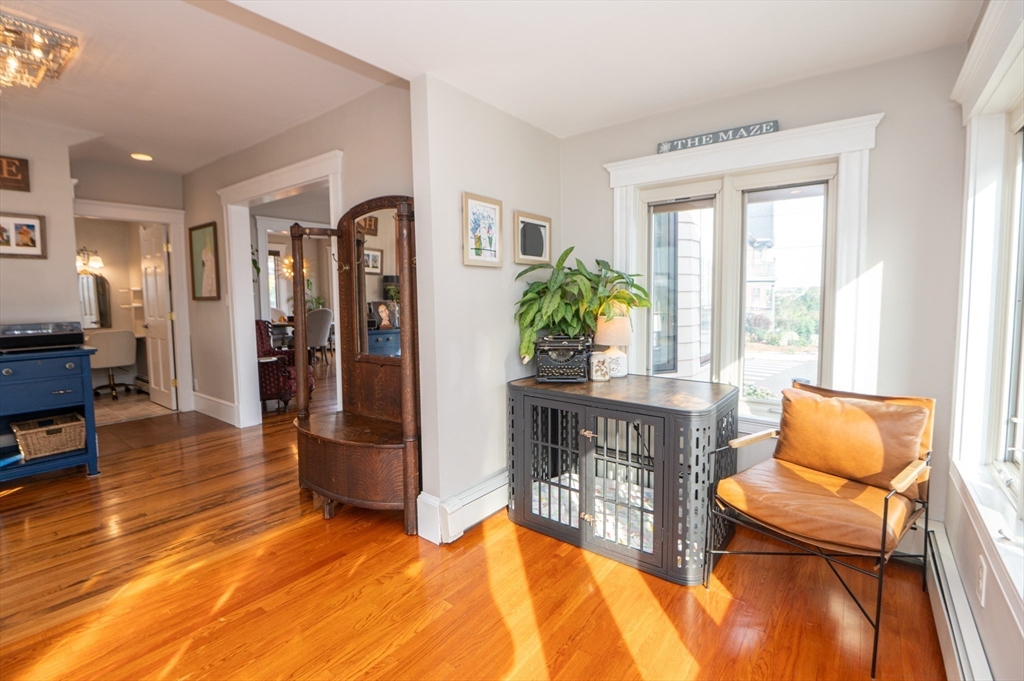 380 Pleasant Street Winthrop, MA 02152 - Photo 4 of 40