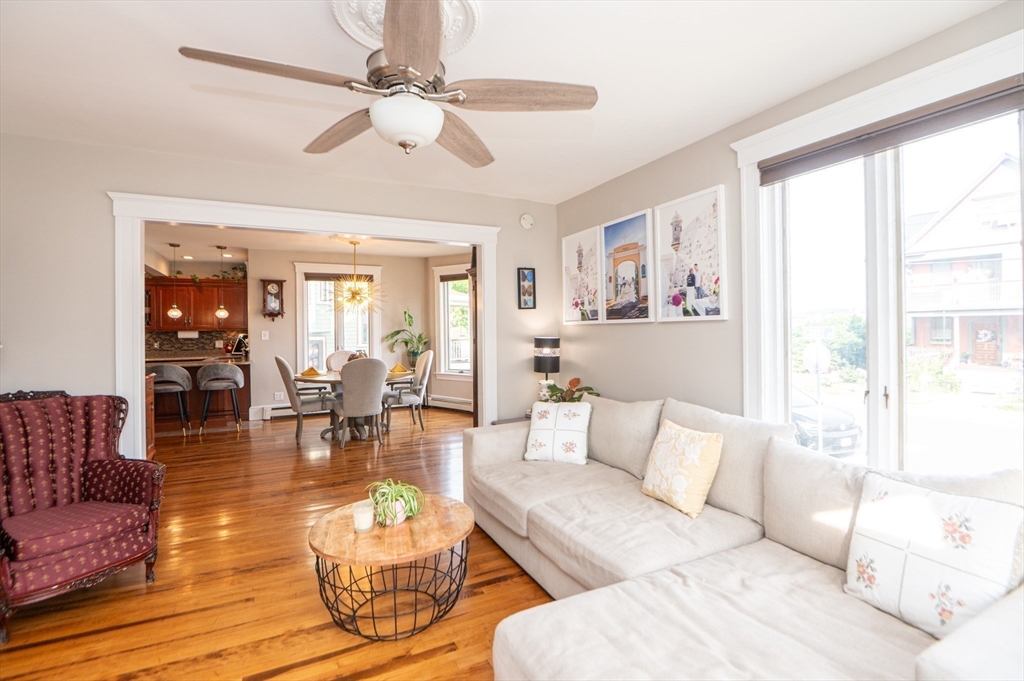 380 Pleasant Street Winthrop, MA 02152 - Photo 8 of 40