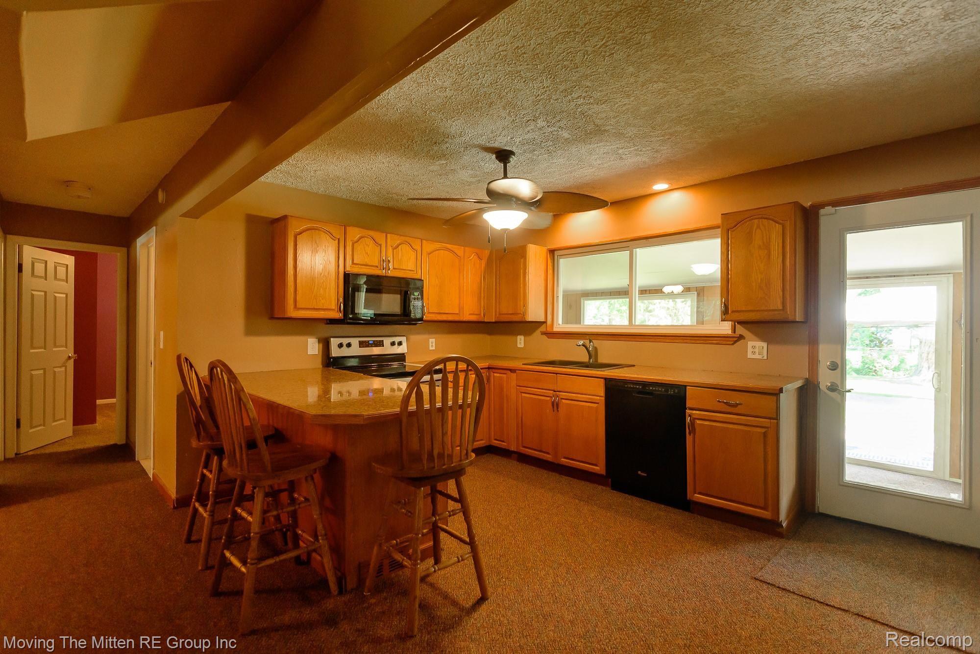 41834 Savage Road Belleville, MI 48111 - Photo 17 of 60 15.jpg