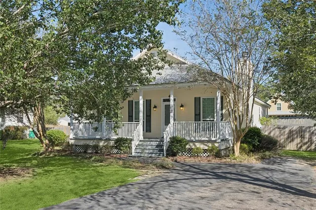 $385,000 | 71100 Bryan Street, Abita Springs, LA 70420