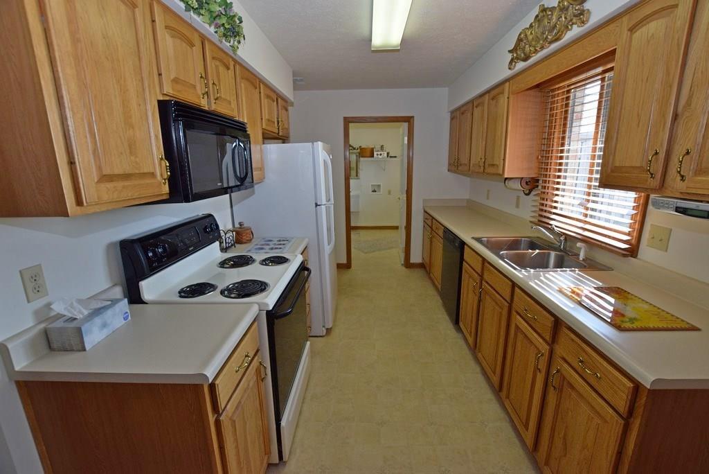 125 Bay Ridge Drive Pendleton, IN 46064 - Photo 6 of 19