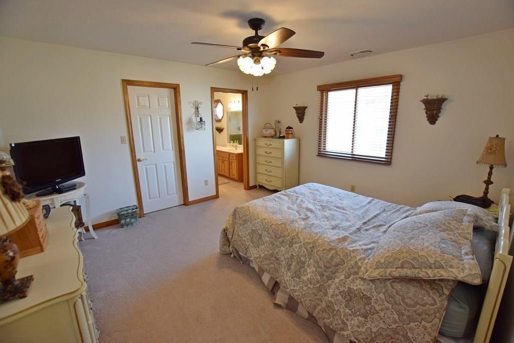 125 Bay Ridge Drive Pendleton, IN 46064 - Photo 10 of 19