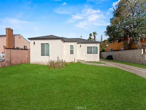 $1,375,000 | 1411 West 7th Street, Santa Ana, CA 92703