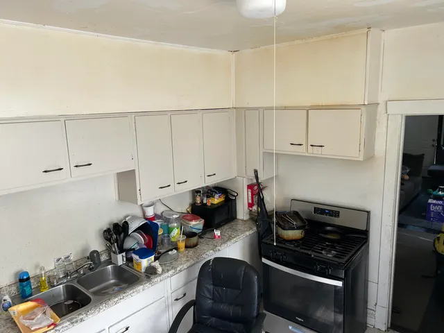 $89,000 | 815 West 25th Avenue, Gary, IN 46407