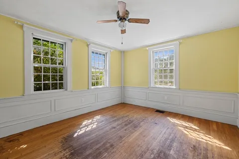 $450,000 | 33 Congress Street, Weymouth, MA 02188