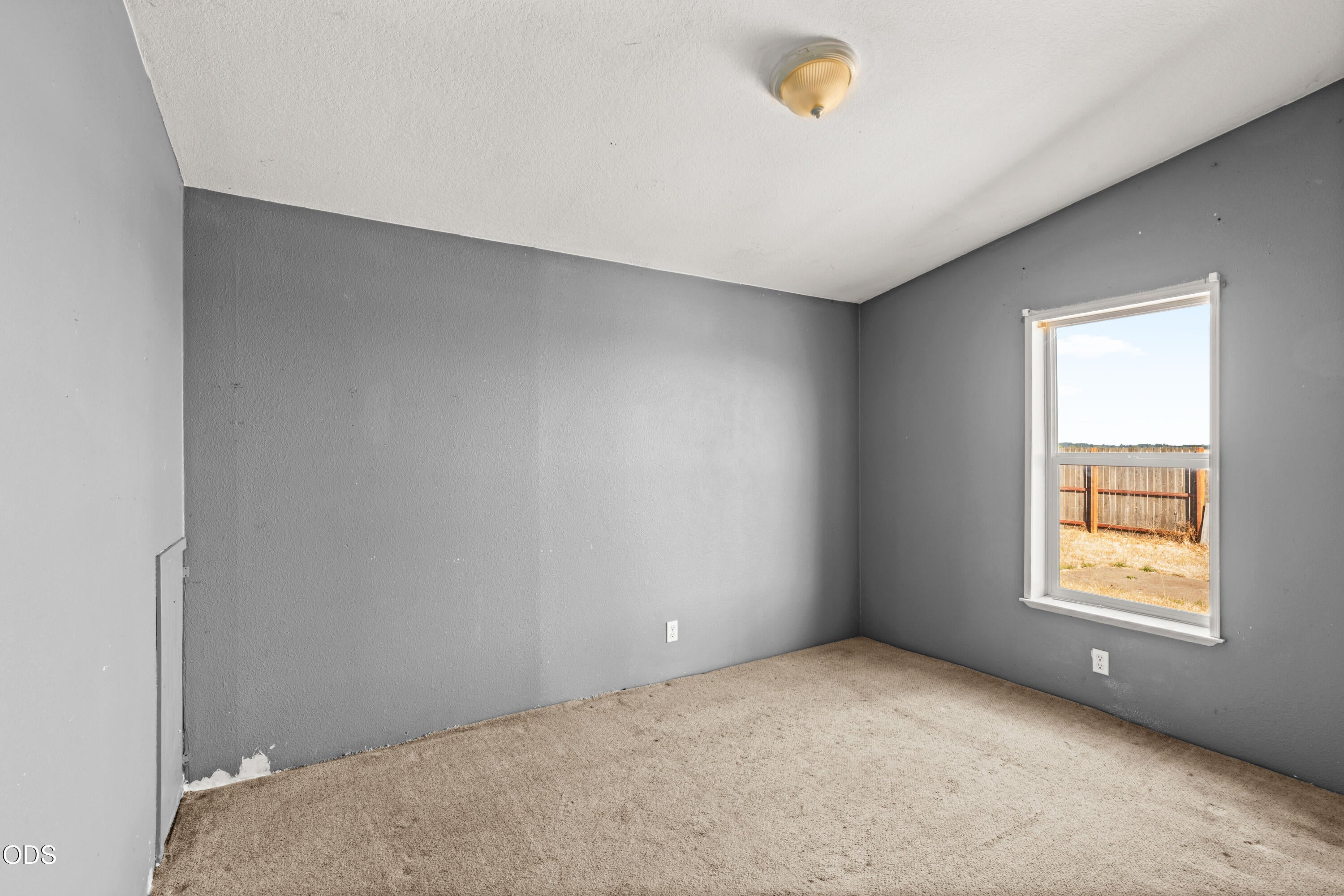 92372 Powerline Road Eugene, OR 97408 - Photo 17 of 26 Gallery Image 17