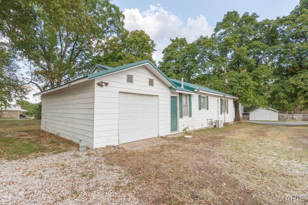 957 Wood Street Lebanon, MO 65536 - Photo 18 of 21