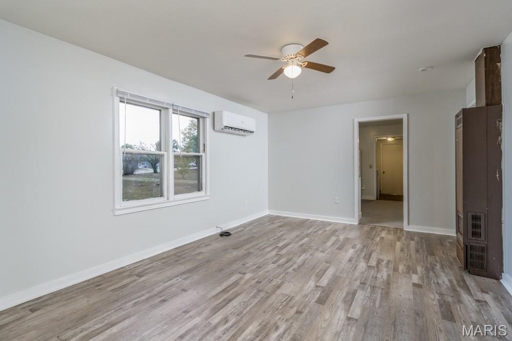 957 Wood Street Lebanon, MO 65536 - Photo 4 of 21