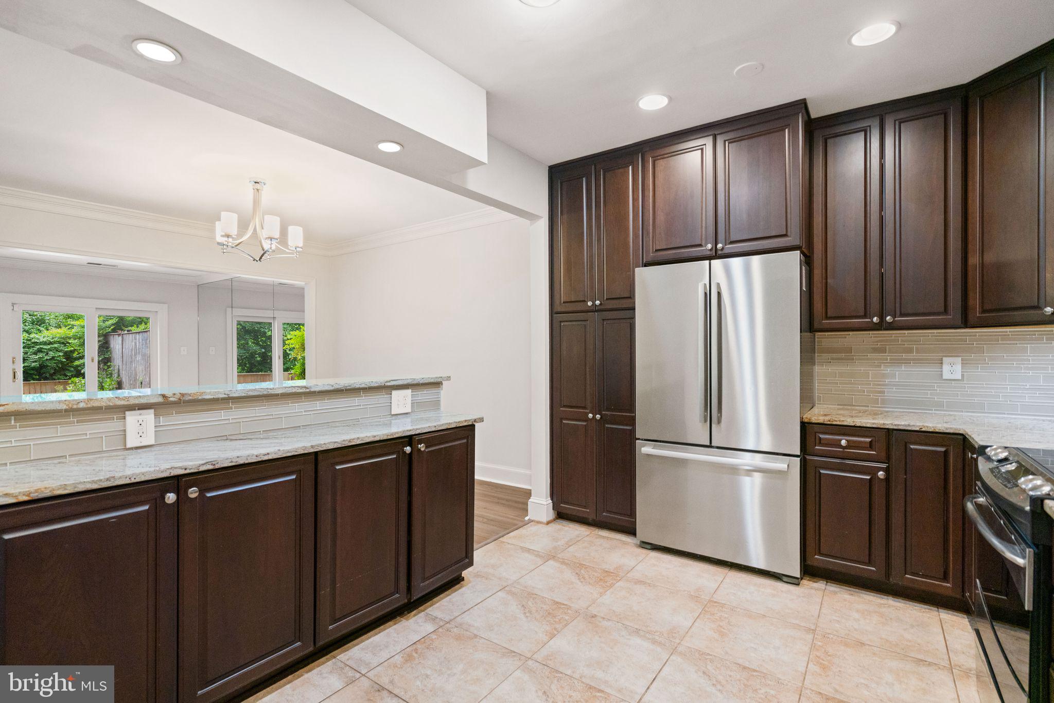 3231 Sutton Place Northwest, Unit D Washington, DC 20016 - Photo 21 of 41