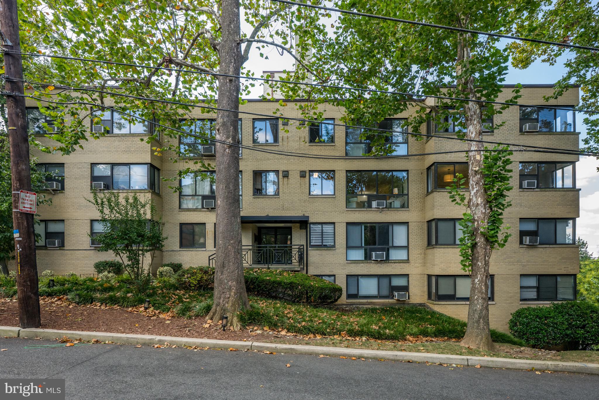 3901 Tunlaw Road Northwest, Unit 606 Washington, DC 20007 - Photo 34 of 37 Additional Entry off Fulton St