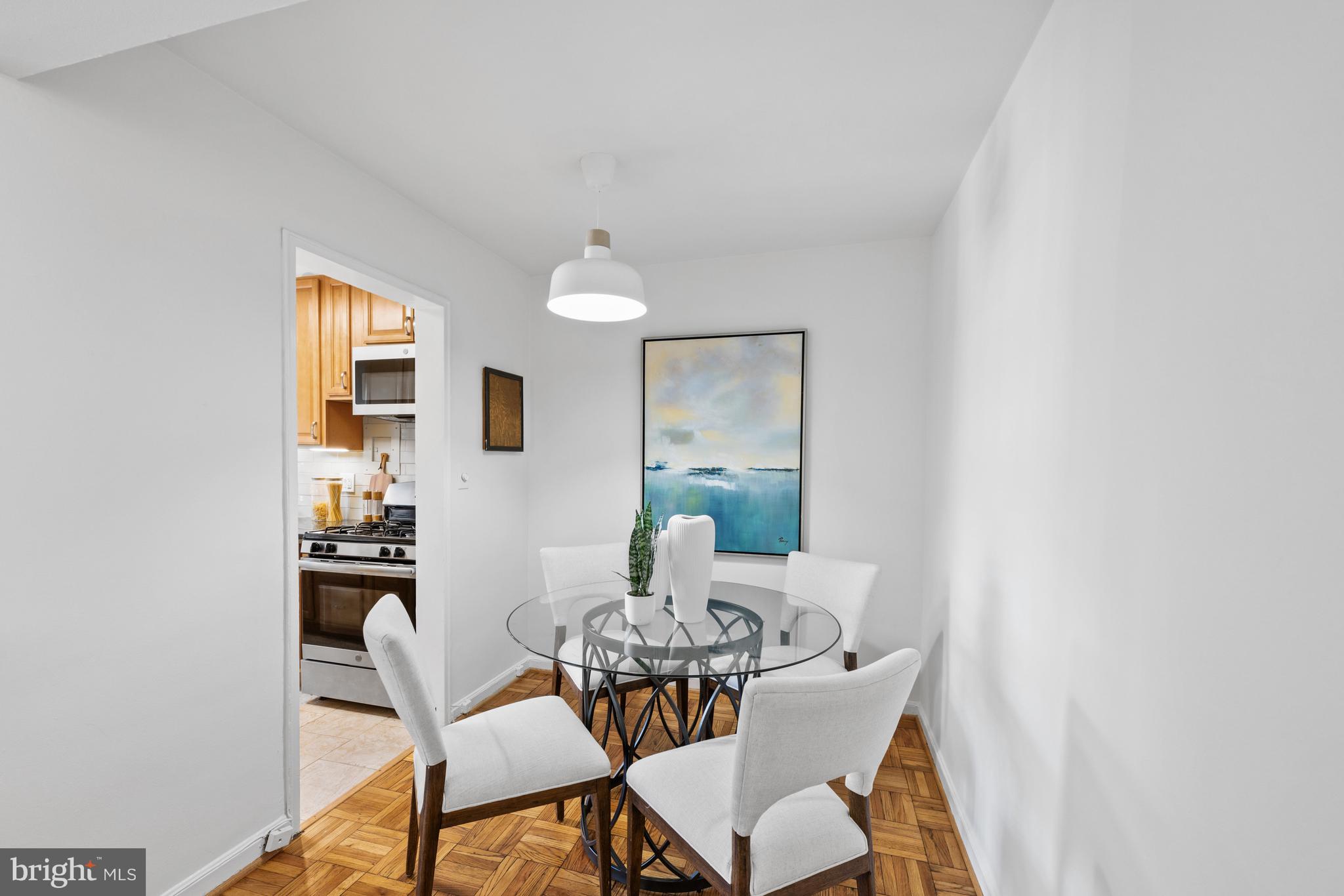 3901 Tunlaw Road Northwest, Unit 606 Washington, DC 20007 - Photo 8 of 37 Dining Area off Kitchen