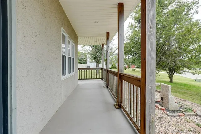 $415,000 | 2305 Southeast Horseshoe Drive, Oak Grove, MO 64075