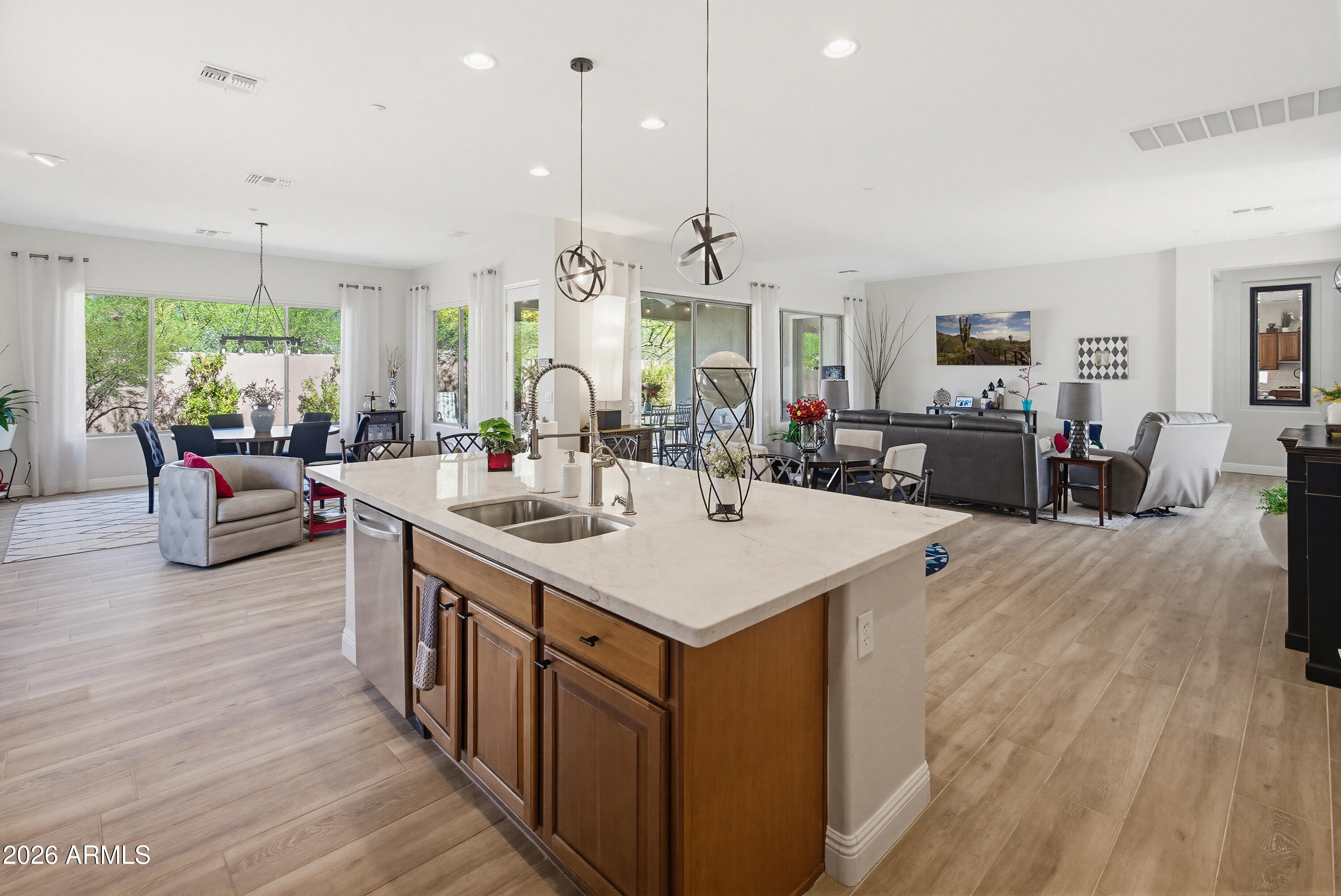 41116 North River Bend Road Phoenix, AZ 85086 - Photo 13 of 38 41116 N River Bend Rd-15