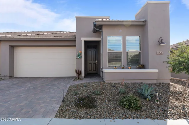 $475,000 | 4098 Prairie Schooner Road, Wickenburg, AZ 85390