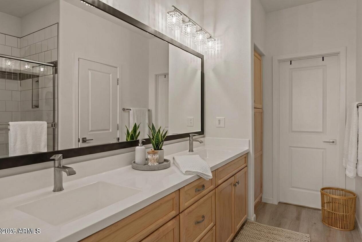 4098 Prairie Schooner Road Wickenburg, AZ 85390 - Photo 12 of 55 Primary Bathroom