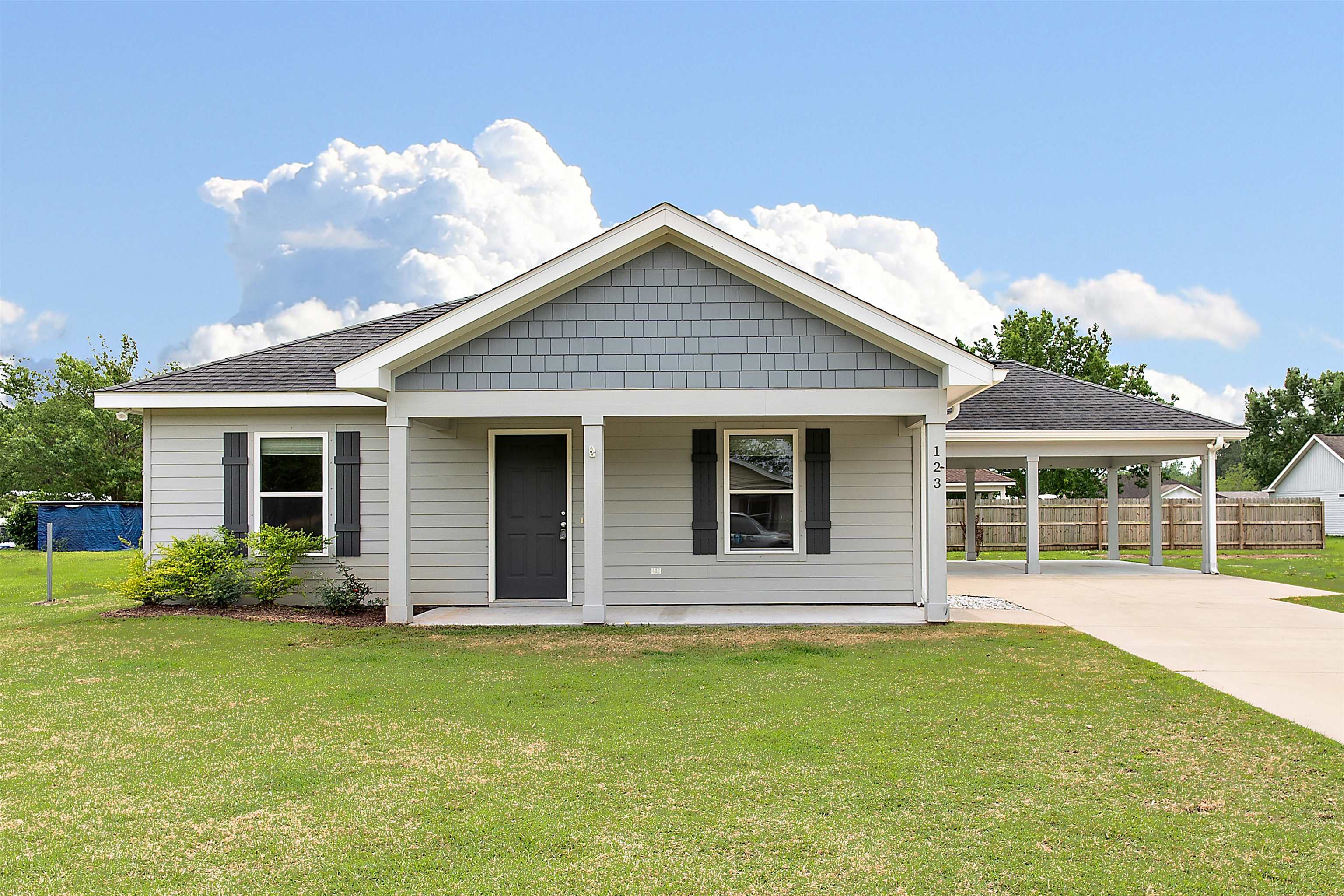 123 Eagle's Loop Robertsdale, AL 36567 - Photo 1 of 22