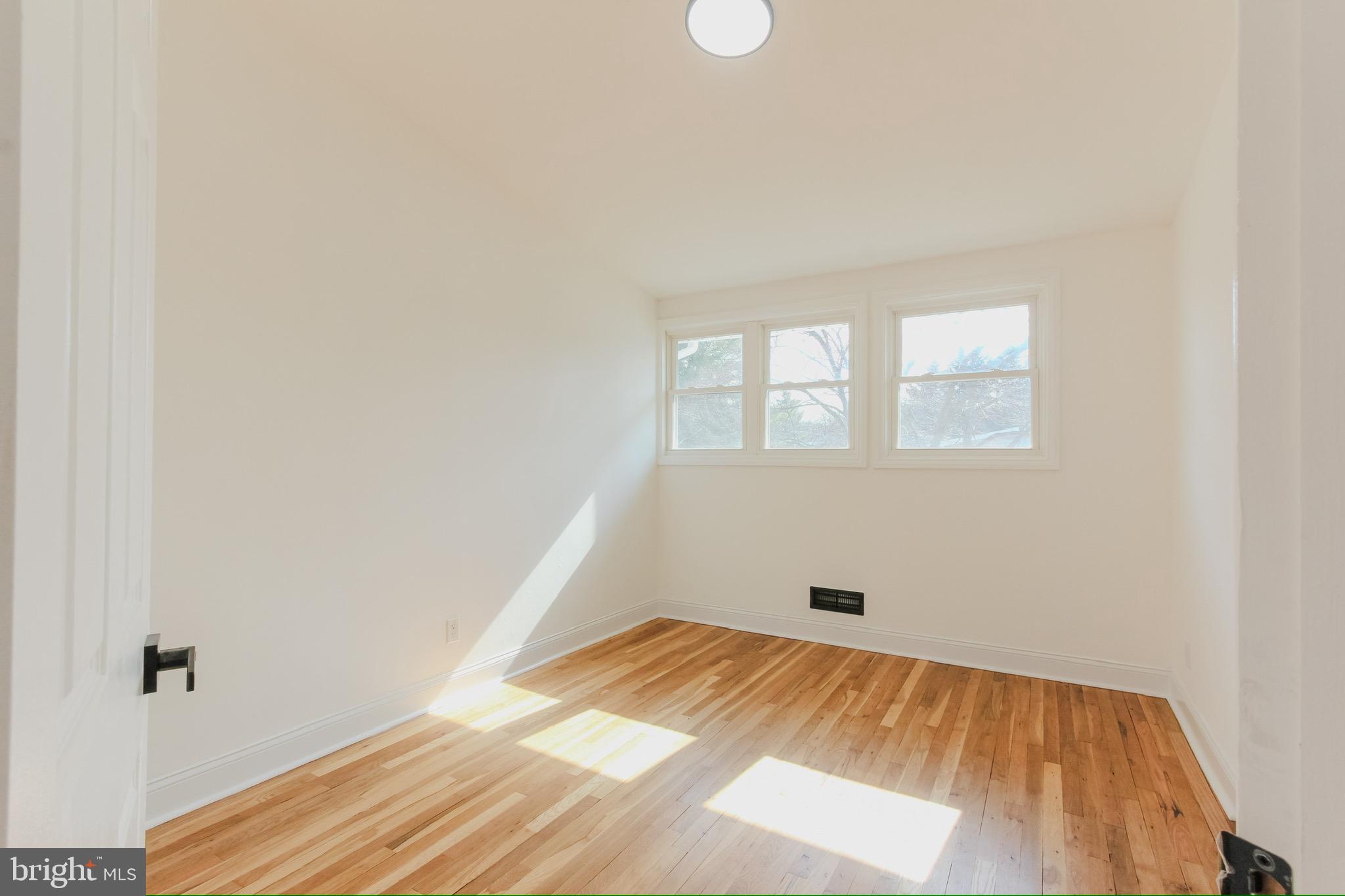 8206 Arrowhead Road Pikesville, MD 21208 - Photo 25 of 49 Bedroom 3