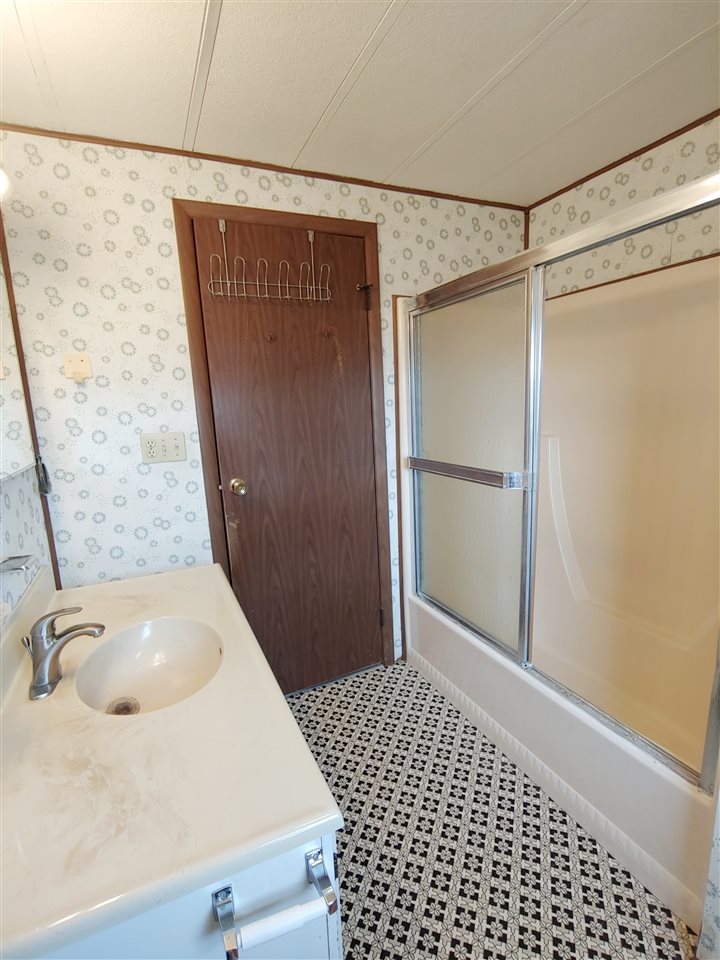 2289 South Barry Road Ithaca, MI 48847 - Photo 20 of 37