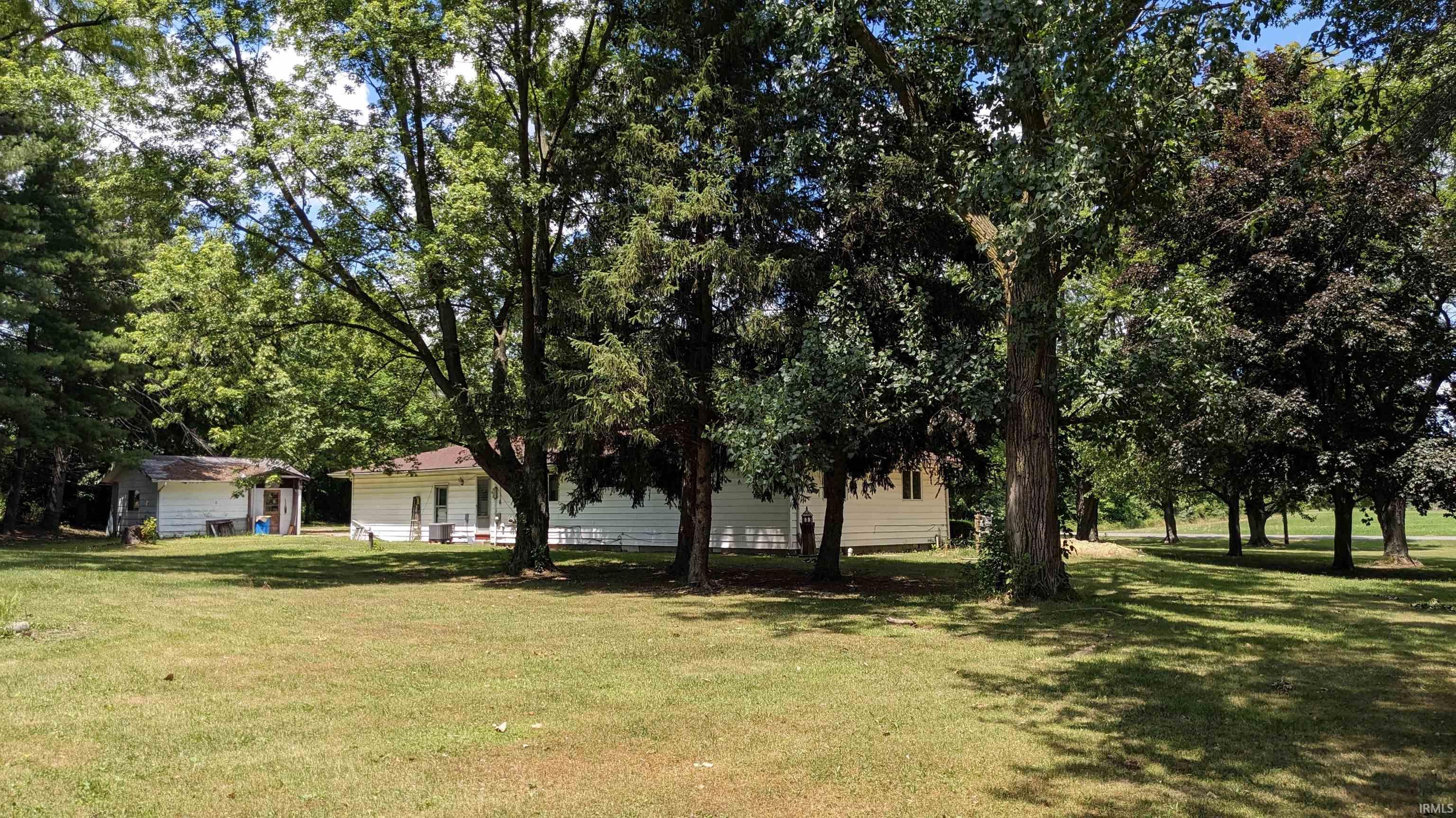8188 Northwest Winchester Road Decatur, IN 46733 - Photo 5 of 19
