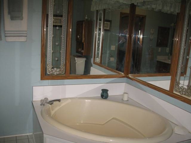10071 Smiths Creek Road Goodells, MI 48027 - Photo 15 of 18 31096597-14.JPG