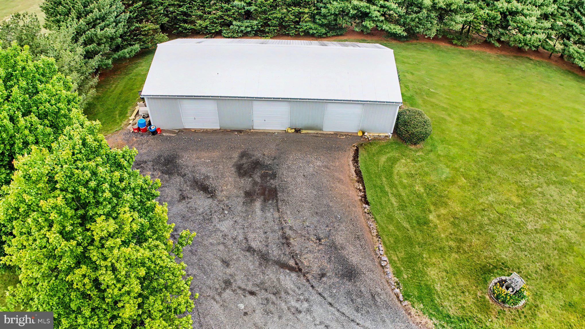 913 Bridgeton Road Fawn Grove, PA 17321 - Photo 76 of 84 a view of a back yard of the house