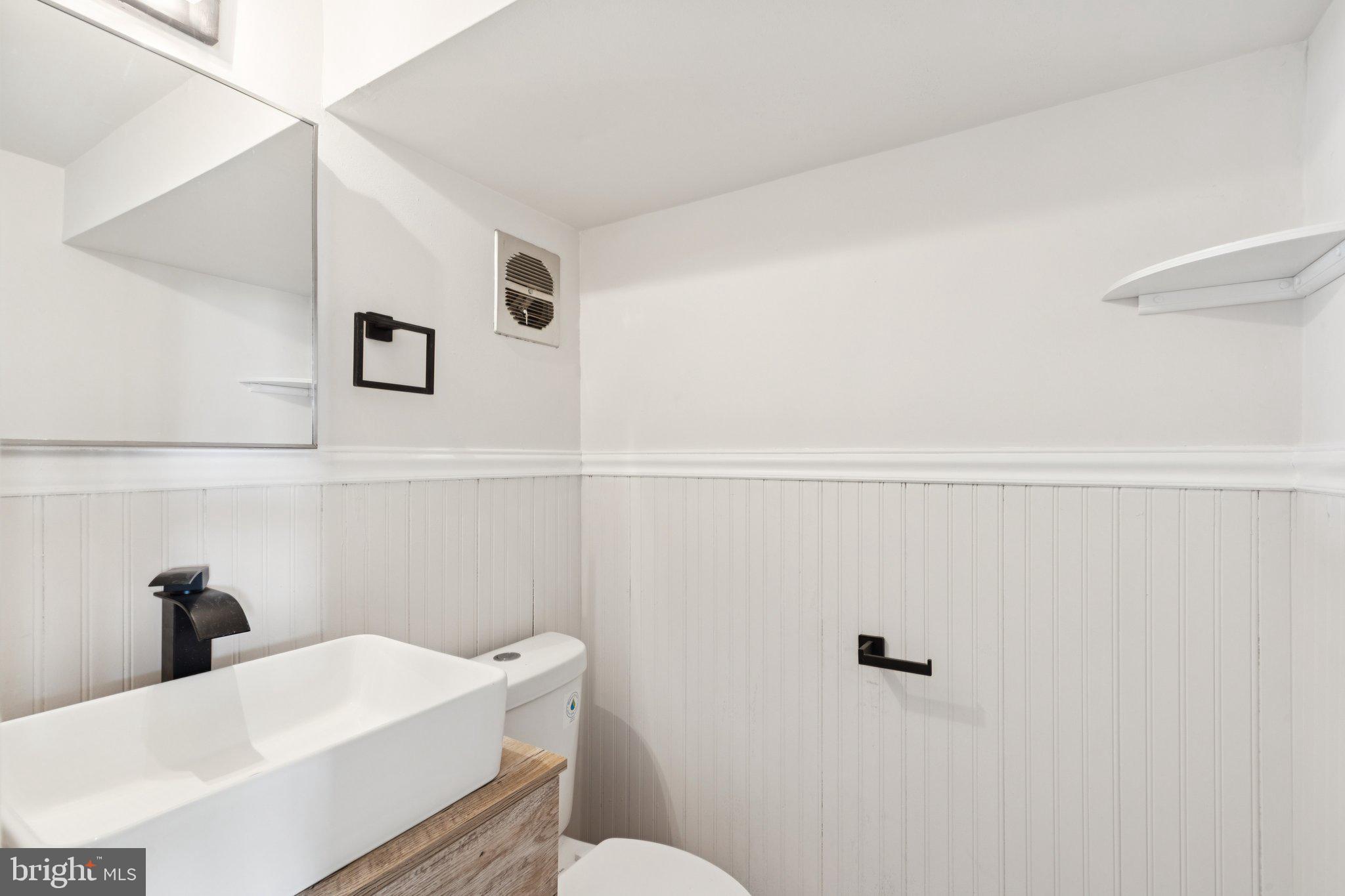 10852 Rayland Road Philadelphia, PA 19154 - Photo 25 of 31 Basement Half Bath