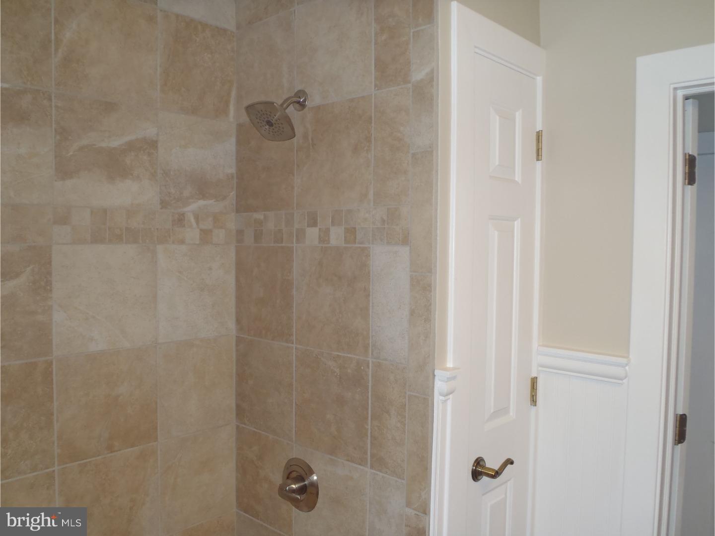 2334 East Rock Road Perkasie, PA 18944 - Photo 17 of 24 Bathroom