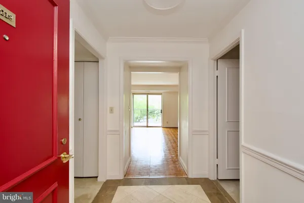 $2,650 | 1250 South Washington Street, Unit 218, Alexandria, VA 22314