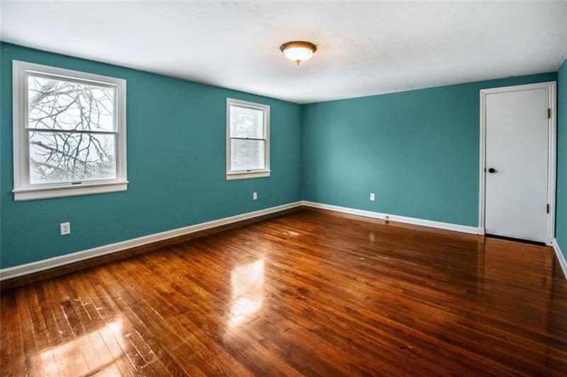 3916 Dickey Road Gibsonia, PA 15044 - Photo 14 of 20 Gallery Image 14