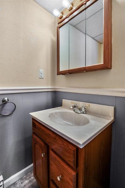 3916 Dickey Road Gibsonia, PA 15044 - Photo 6 of 20 Gallery Image 6