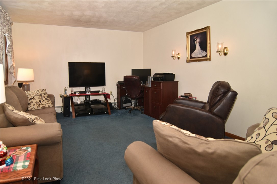 2 Rogler Farm Road Smithfield, RI 02917 - Photo 19 of 44