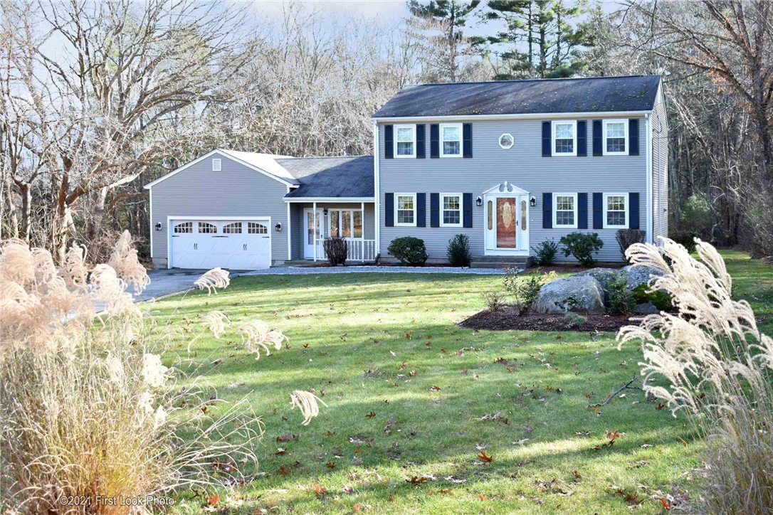 2 Rogler Farm Road Smithfield, RI 02917 - Photo 3 of 44