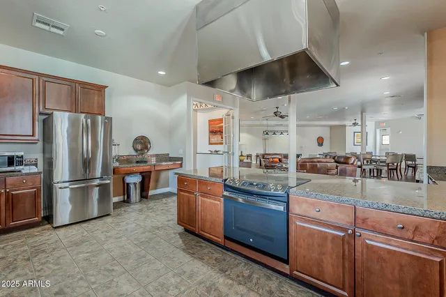 $3,000 | 14575 West Mountain View Boulevard, Unit 12205, Surprise, AZ 85374