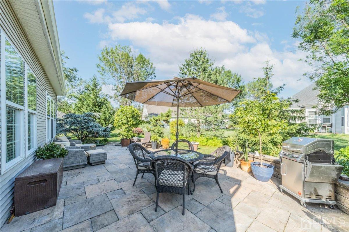 10 Pebble Creek Road Dayton, NJ 08810 - Photo 34 of 37 Gallery Image 34