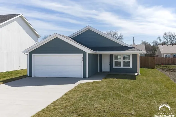 $285,950 | 908 2nd Street, Perry, KS 66073