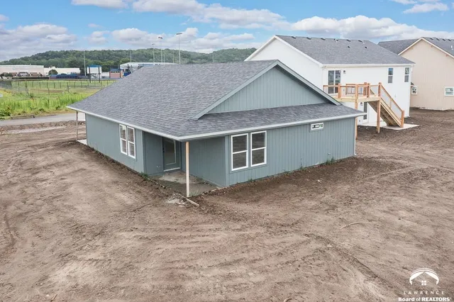 $285,950 | 908 2nd Street, Perry, KS 66073