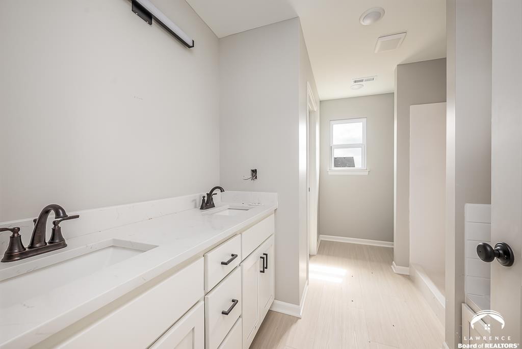 908 2nd Street Perry, KS 66073 - Photo 8 of 16