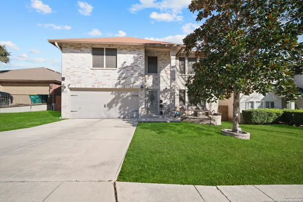 $2,350 | 11016 Forest Shower, Live Oak, TX 78233