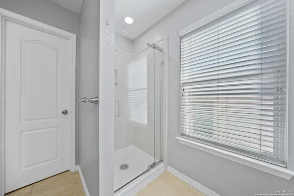 $2,350 | 11016 Forest Shower, Live Oak, TX 78233