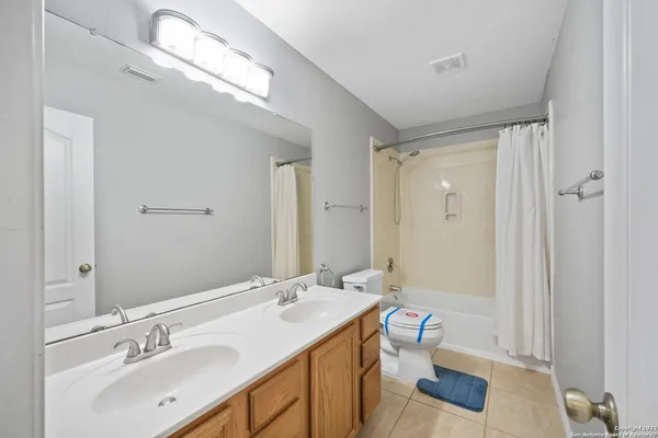 $2,350 | 11016 Forest Shower, Live Oak, TX 78233