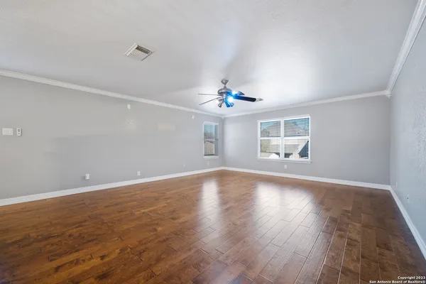 $2,350 | 11016 Forest Shower, Live Oak, TX 78233