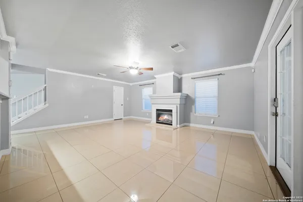 $2,350 | 11016 Forest Shower, Live Oak, TX 78233